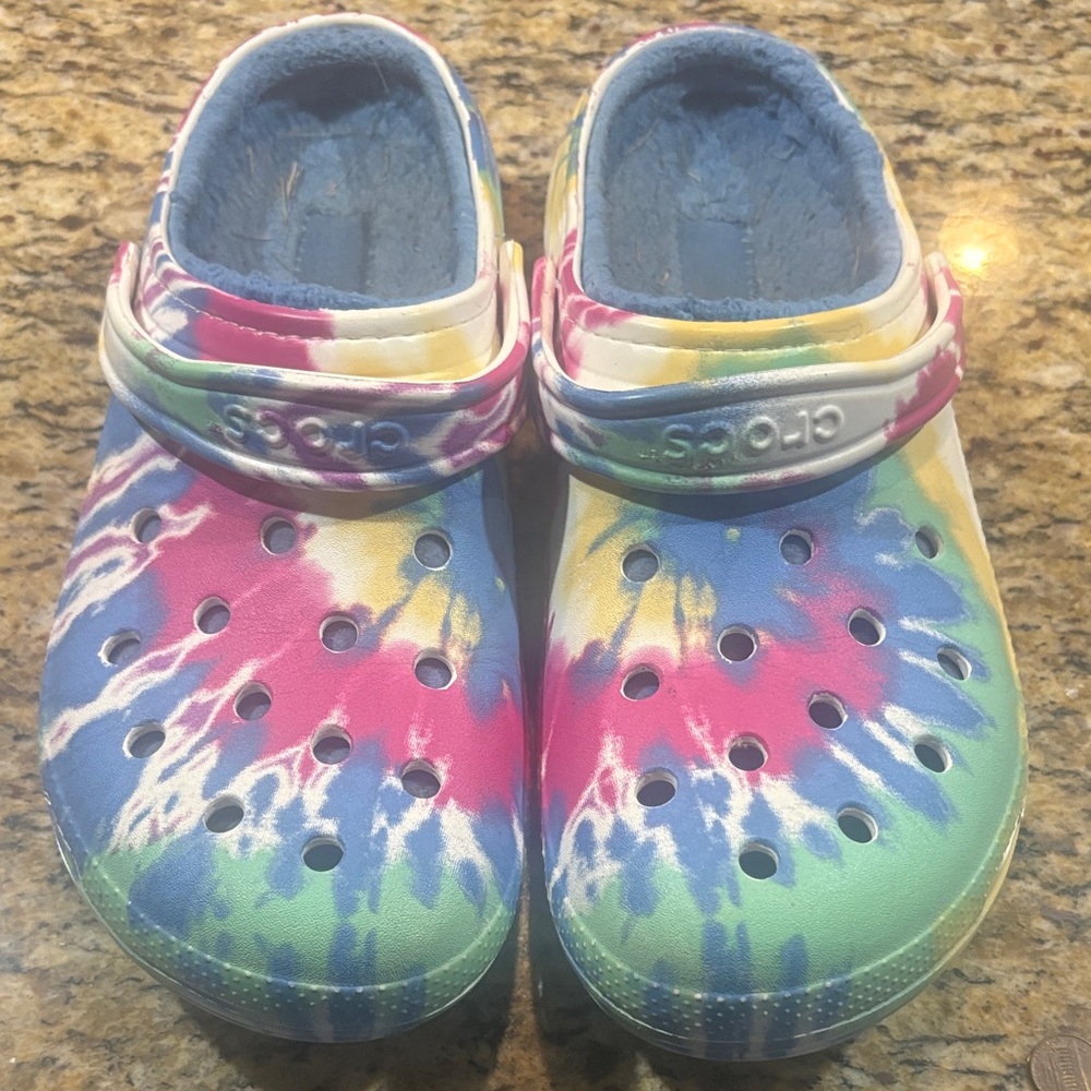 CROCS Men’s insulated Tie-Dye Shoes - Blue, Pink, Yellow